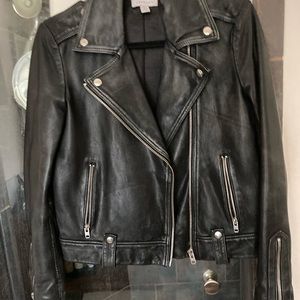Topshop REAL black leather natural waist length chic moto jacket, size 6.